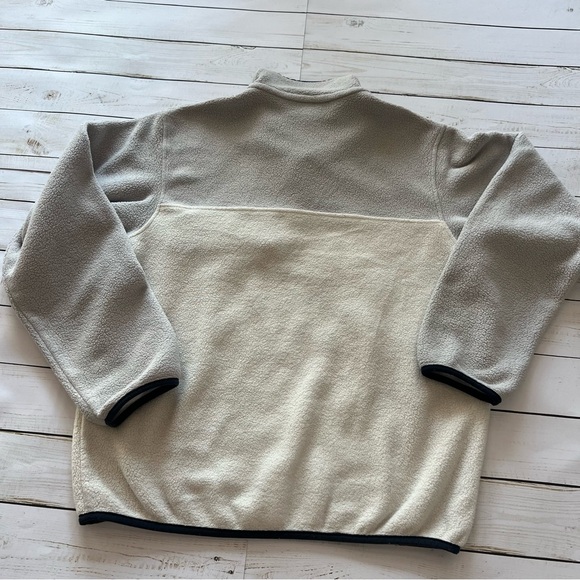 Women's Lightweight Synchilla Snap-T Pullover Sz Small Style #25455 - Picture 2 of 8